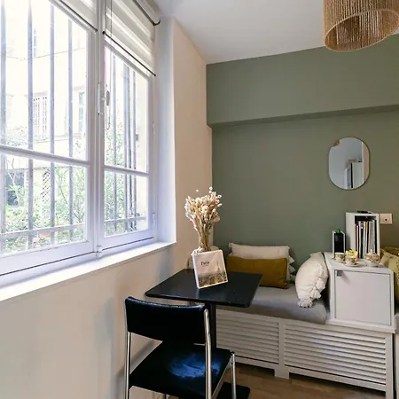 דירה Design And Quiet On Wooded Courtyard !